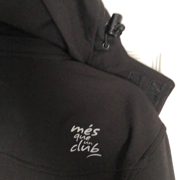 ❤️FC BARCELONA❤️ brand jacket - Picture 9 of 9